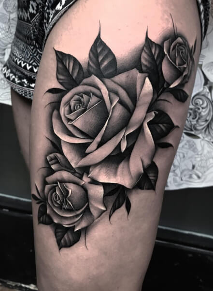 21 Black Rose Tattoos