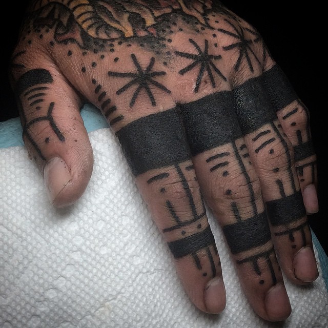 Blackwork Tattoos On Fingers