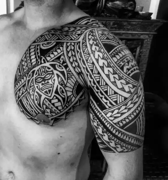 Blackwork Tribal Tattoo on Shoulder
