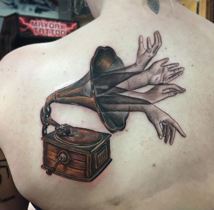 Gramophone – Feel the Music