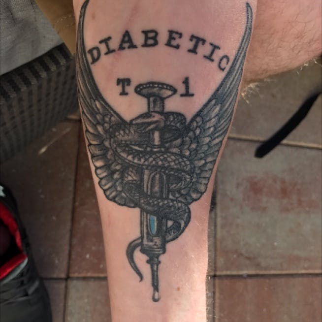 17 Best Tiny Tattoos – Small Tattoo Design Ideas and Inspiration
