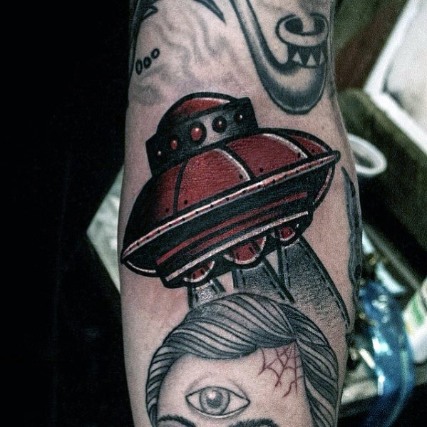 Old school traditional spaceship ufo mens tattoo on arm