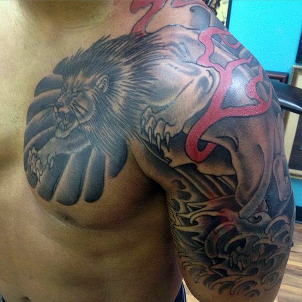 Shoulder lion tattoo for men