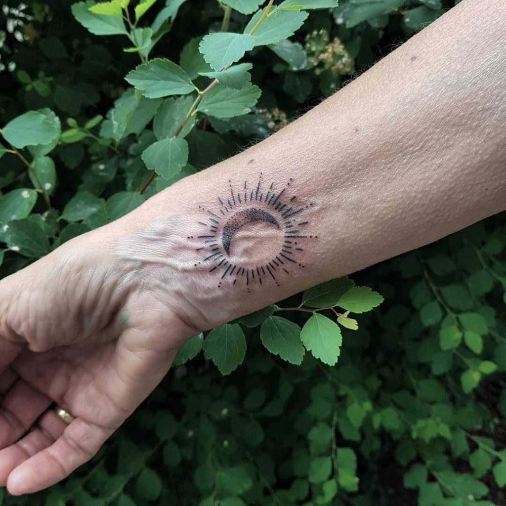 Sun And Moon On The Wrist