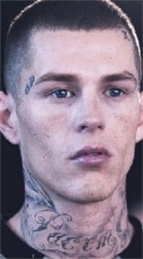Face tattoo crown