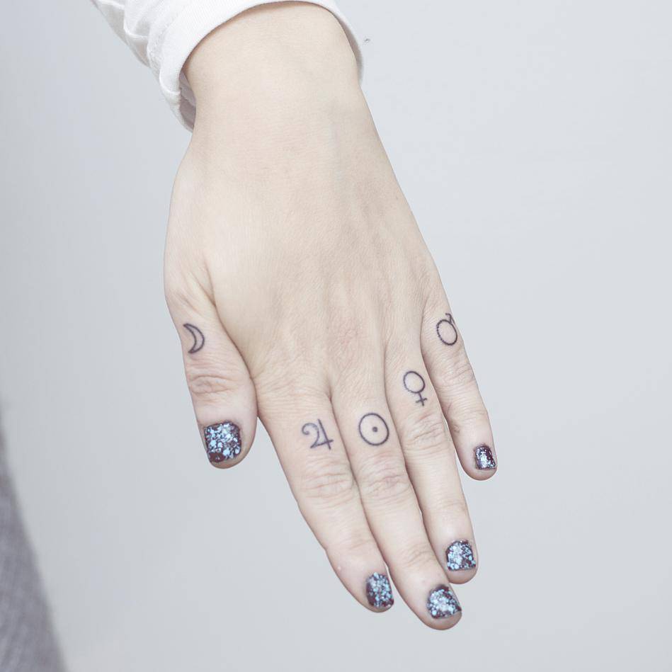 Finger Tattoos