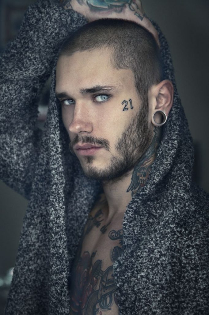Inspiration Dawid Auguscik face tattoo