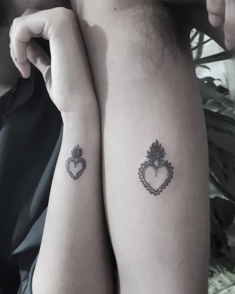 Matching Hearts For A Couple