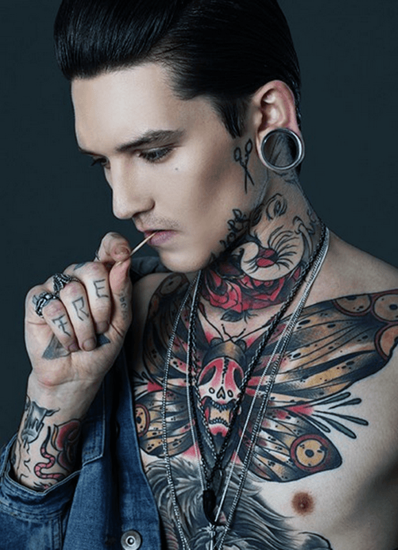 Small mens scissors face tattoos
