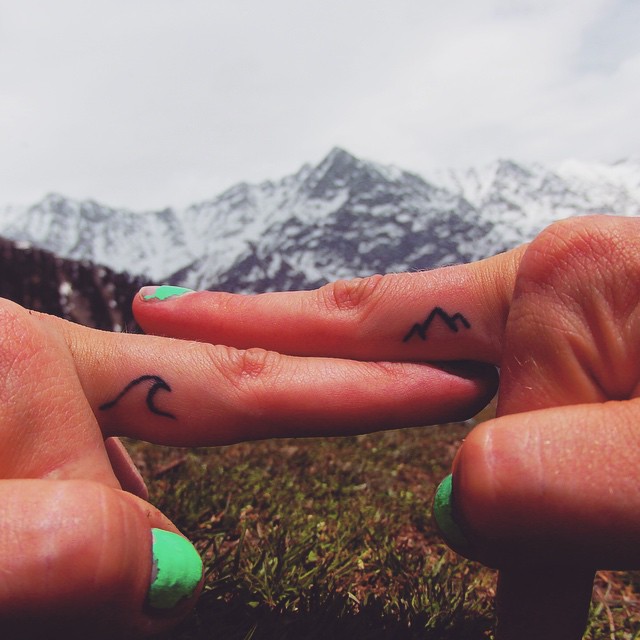 Tiny Tattoos On Fingers