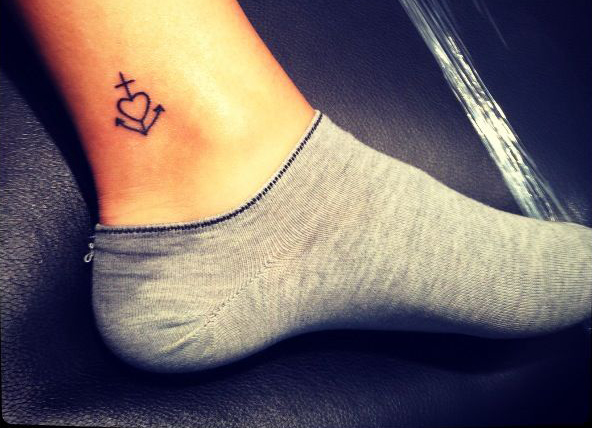 Anchor tattoo ideas on leg