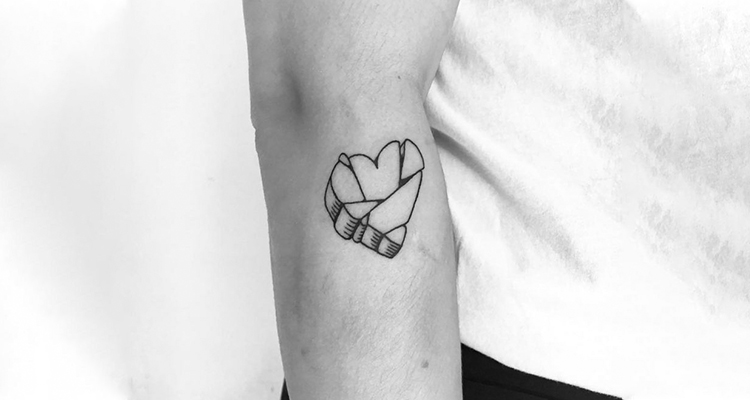 35 Amazing Broken Heart Tattoos For Men To Express Your Grief