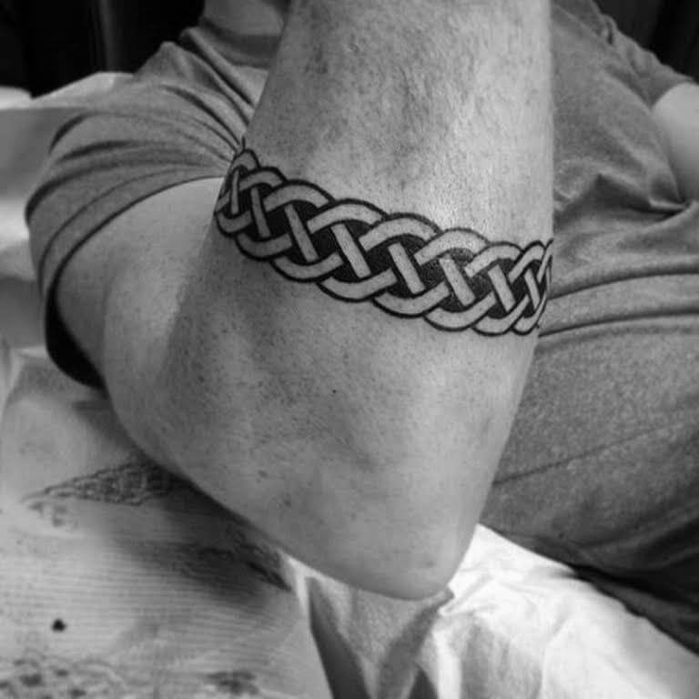 Celtic Armband Tattoo Design and Ideas