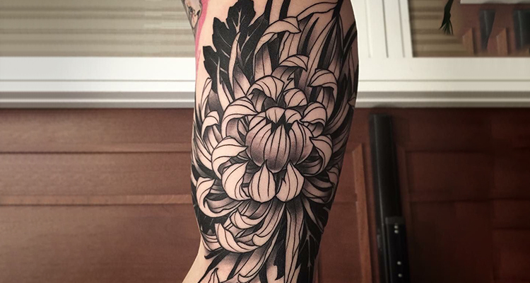 Beautiful Flower Tattoo Design Ideas For Women