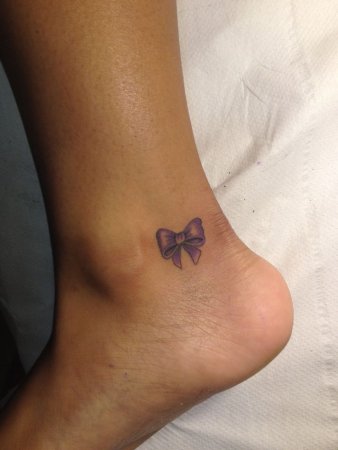 Small-Ribbon-Tattoo Designs