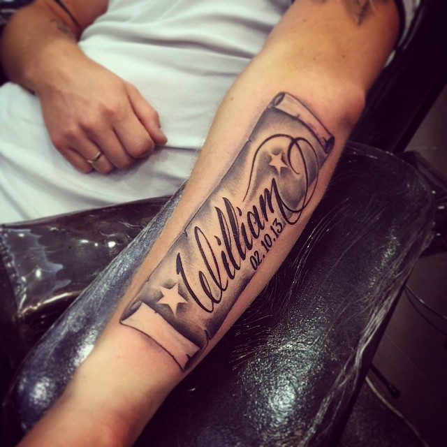 65 Memorable Name Tattoos Ideas And Designs On Arm