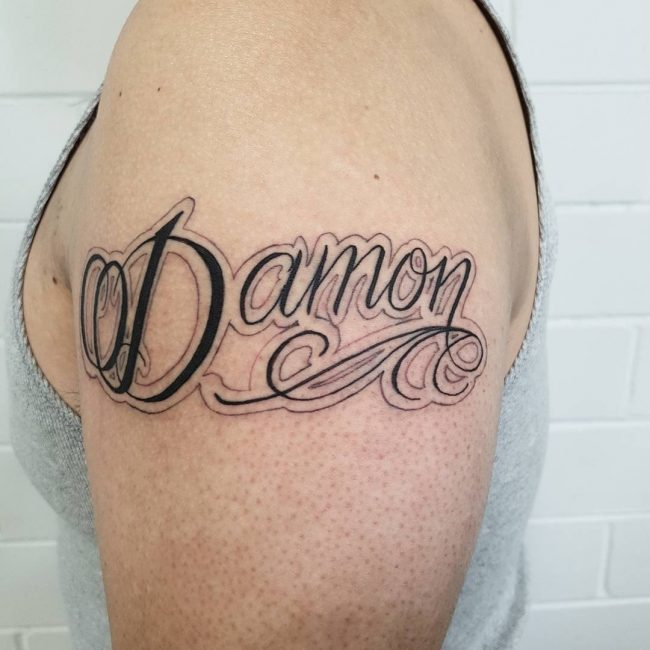 Shoulder name Tattoos Ideas