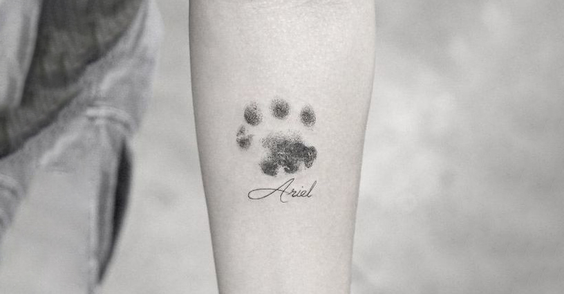 Name tattoo ideas with paw