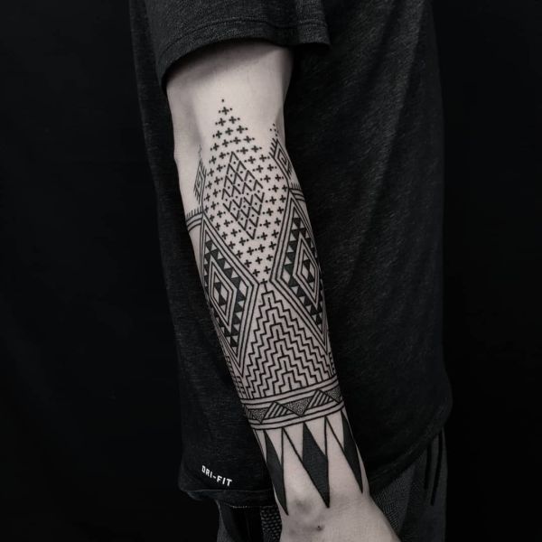 abstract tattoo half sleeve