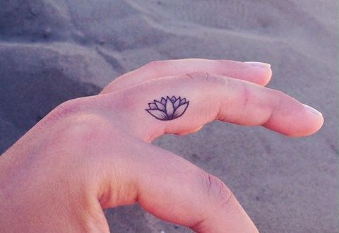 Lotus Finger tattoo art