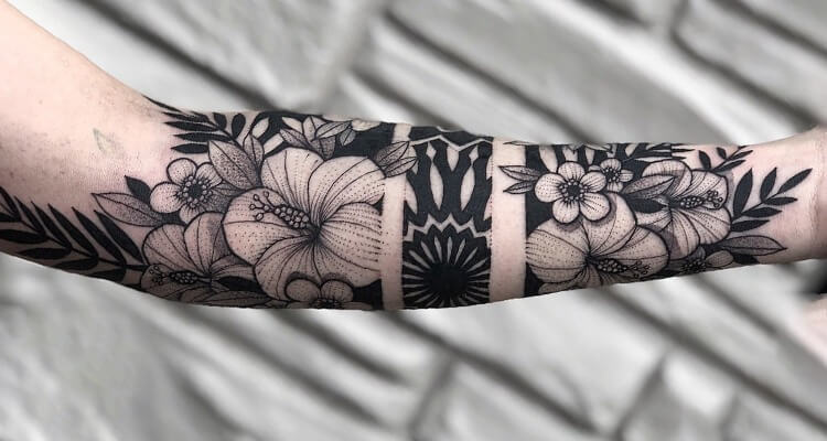 Tattoo uploaded by Kamil Arthur  Details of healed floral sleeve dotwork  whipshading blackwork fineline floral botanical  Tattoodo