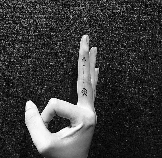 arrow finger tattoo Designs