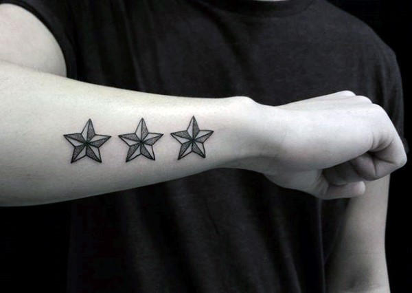 43 Cool and Sexy Star Tattoo Designs