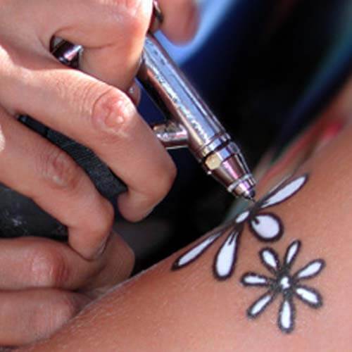 Air brush tattooing 