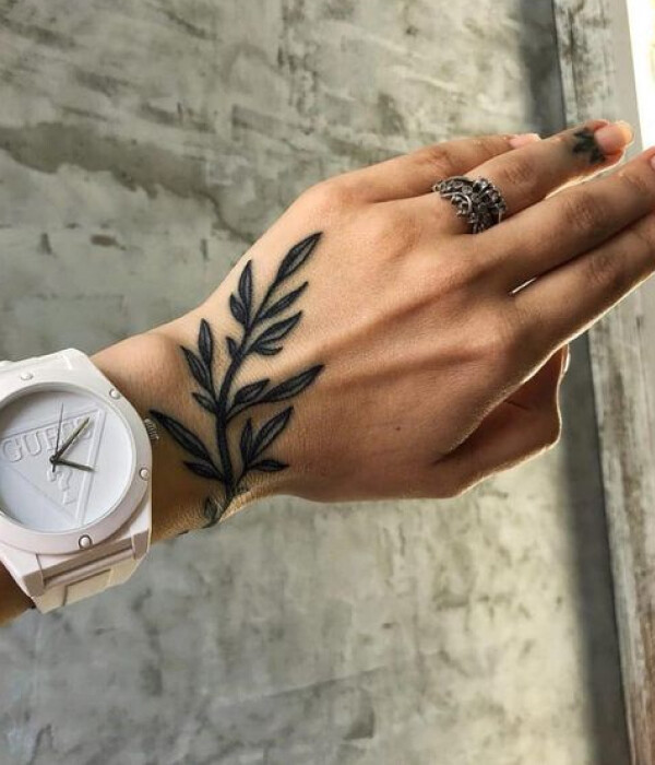 A Leaf Hand Tattoo Designs ideas - Simple Hand Tattoo Ideas For Girls