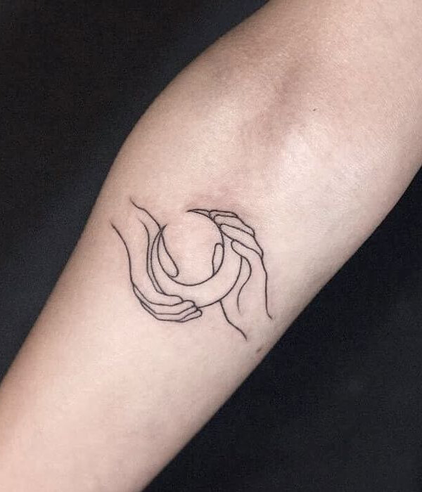 A Moon Hand Tattoos design