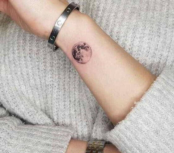 moon hand tattoos for Girls