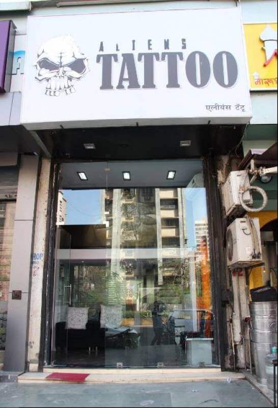 Aliens Tattoo Shop