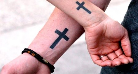 35 Superb Small Cross Tattoo Designs