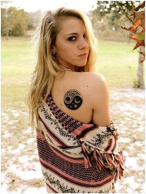 women Ying Yang Tattoo on shoulder