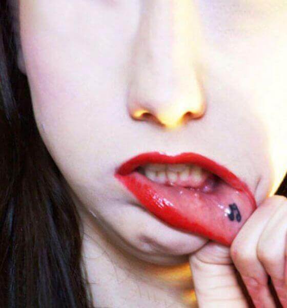 Musical Note symbol lip tattoo ideas