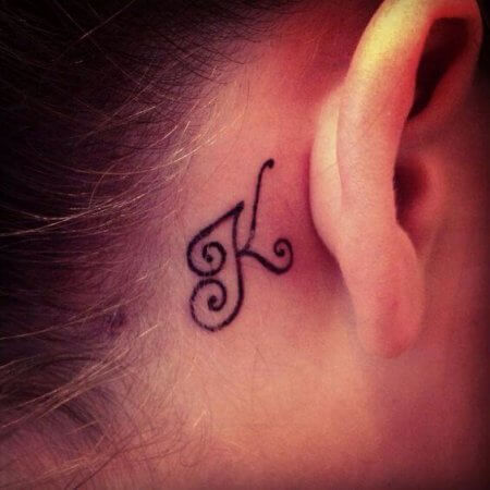 35+ Minimalists Behind the Ear Tattoo Ideas [Trendy Designs]