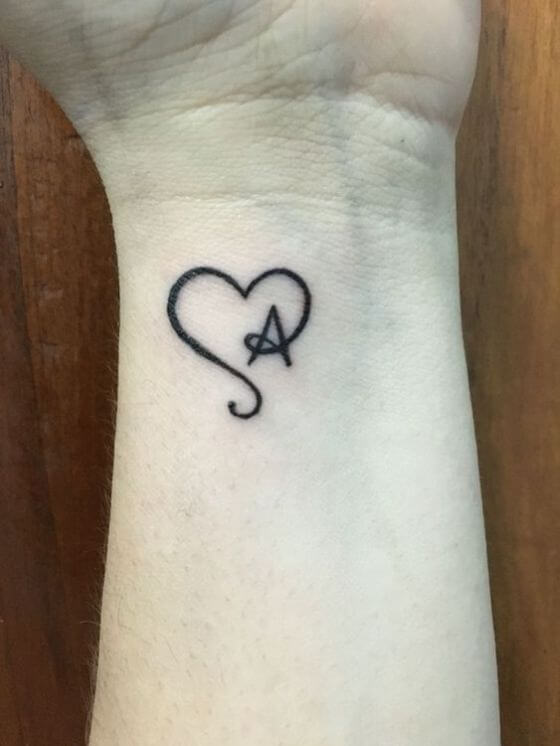 40 Stylish Wrist Initials Tattoos