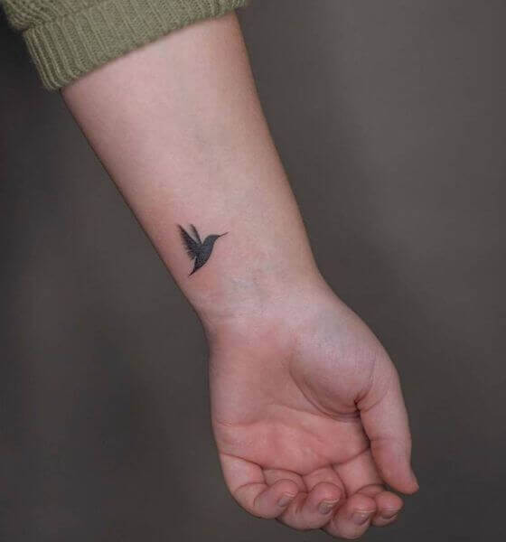 Minimalist Hummingbird Tattoo designs