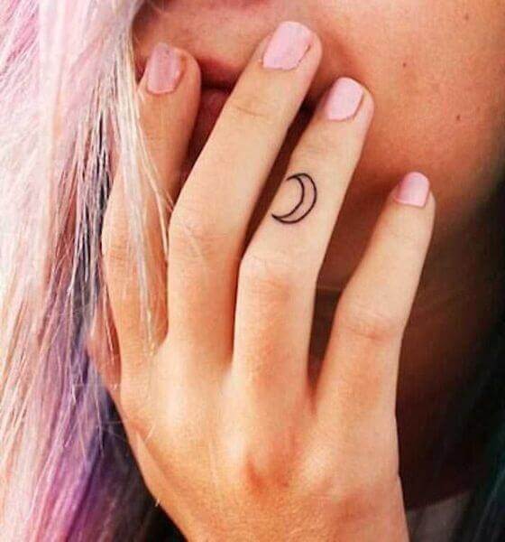 40 Best Finger Tattoo Ideas For Women | Unique Tattoo Designs For Female (36)