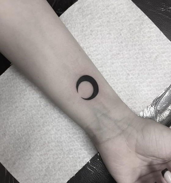 Black Moon Tattoo