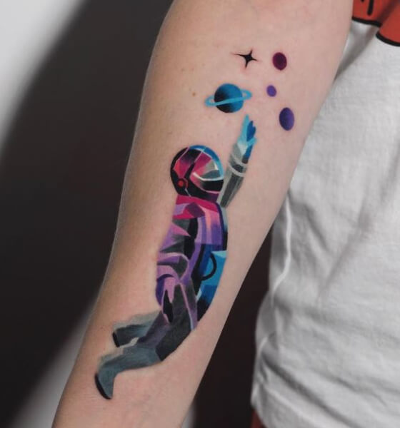                        tattoi tattoo tattooart  tattooideas tattoodesign astronaut astronauttattoo  Instagram post  from melike yildiz melikeylldiz