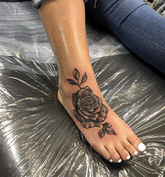 Beautiful Ankle Tattoo Ideas for Women