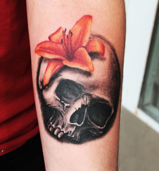 Neo-traditional Lily with Skull Tattoo Idea
