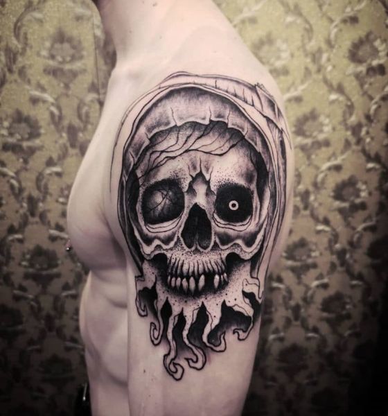 Gothic Skull Tattoo on Shoulder