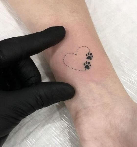 Pretty paw with heart tattoo designs