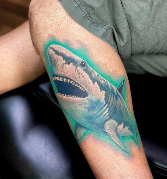 Amazing Shark Tattoo Design on Leg