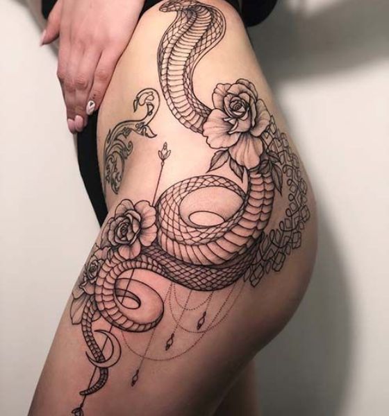 Desenho Detalhado de Tatuagem de Cobra