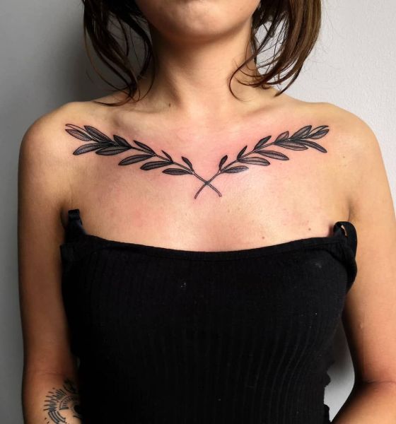 Collarbone Tattoo for Female