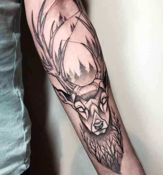 25 Captivating Deer Tattoo Ideas and Meanings