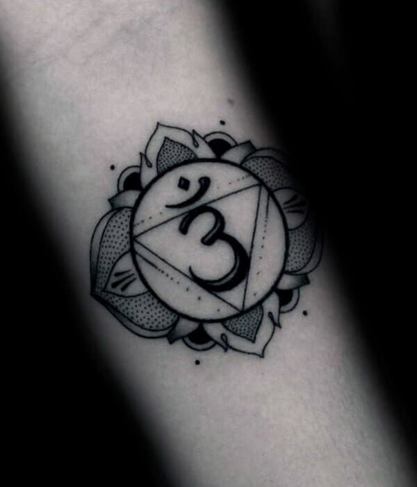 Innovative Om Symbol Tattoo Design
